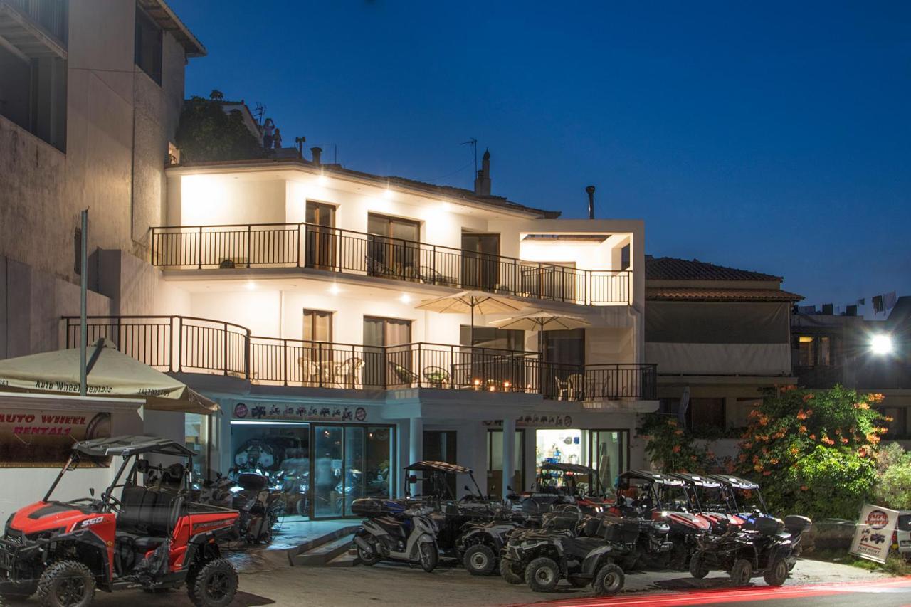 העיירה סקיאתוס D & E Apartments מראה חיצוני תמונה