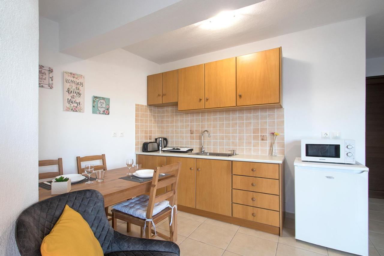 העיירה סקיאתוס D & E Apartments מראה חיצוני תמונה